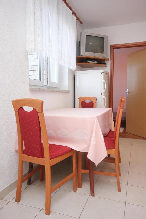 Apartments With A Parking Space Pag - 9388 باغ المظهر الخارجي الصورة