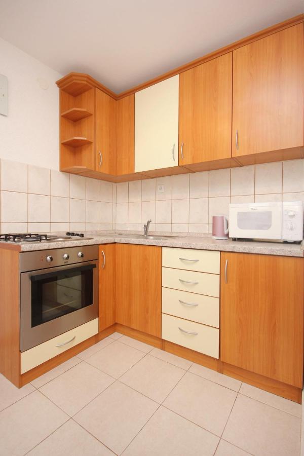 Apartments With A Parking Space Pag - 9388 باغ المظهر الخارجي الصورة